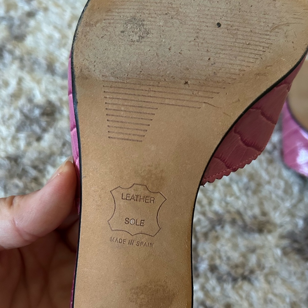 Stuart Weitzman Pink Croc-Embossed Mules - Picture 6 of 8